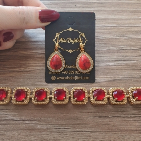 Kirmizi Küpe/ Beklik Set