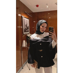 Fiyonk Detaylı Ceket