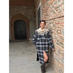 Ekose Desen Yanları Yırtmaçlı Kaban 