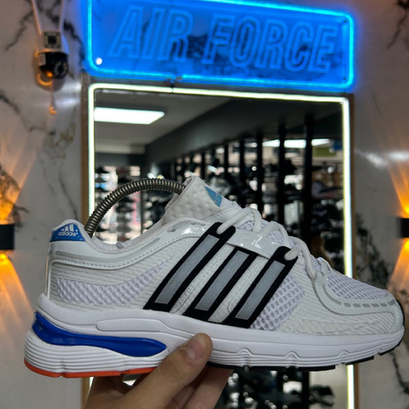 Adidas formantion 