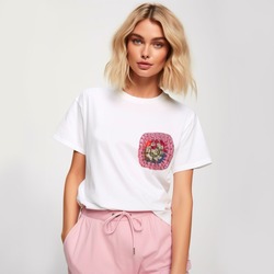 Örgü Detaylı Tasarım Tshirt