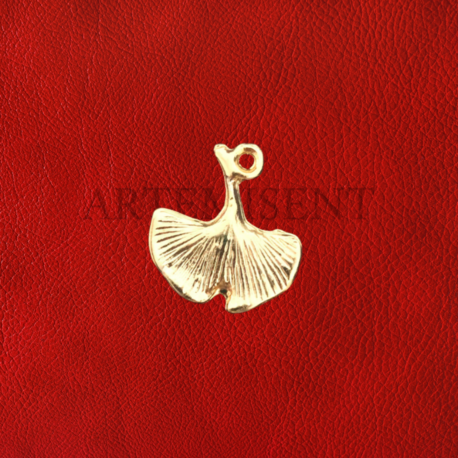 Altın Ginko Yaprağı Charm