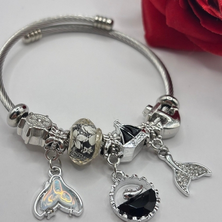 Denizkızı Masalı Çelik Charm Bileklik