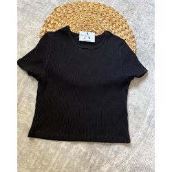 Siyah Kısa Kollu Crop