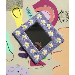 Daisy Mirror