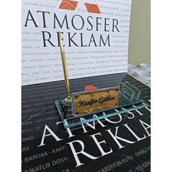 Kristal masa isimliği tek kalemli