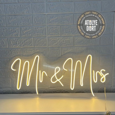 Mr&Mrs