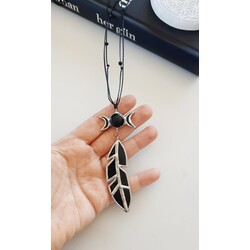 Hekate Sembollü Tüy Kolye