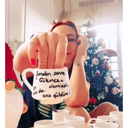Benden Sonra Gülmez Demişsin En Çok da Ona Güldüm