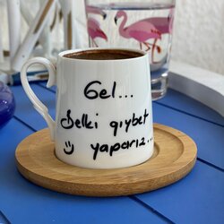 Gel Belki Gıybet Yaparız