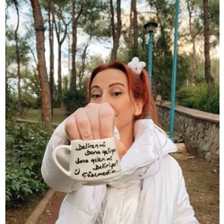 Deliren mi Bana Geliyor Bana Gelen mi Deliriyor Çözemedim