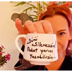 Dünü Silemezsin Fakat Yarını Yazabilirsin