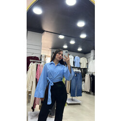 Bel bağlamalı poplin gömlek 