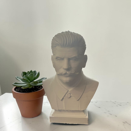 Stalin Büst
