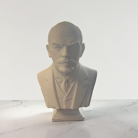 Vladimir Lenin büst