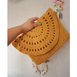 Mustard Clutch