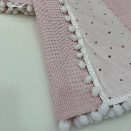 Pembe Kalp Desenli Poplin Kumaş Çok Amaçlı Bebek Battaniyesi