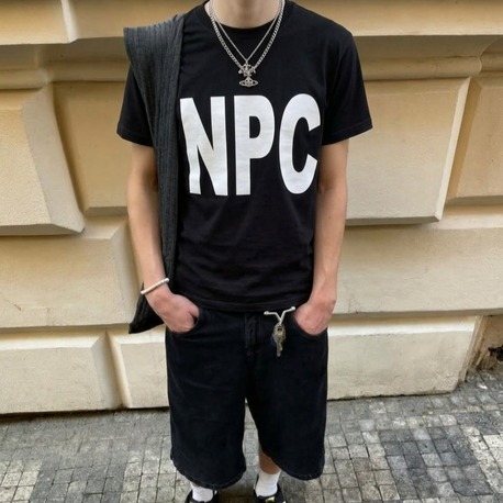 NPC y2k vıntage tee