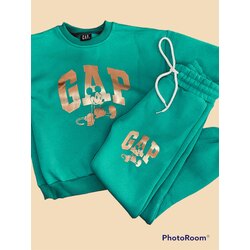 GAP model benetton yeşili sweatshirt takım