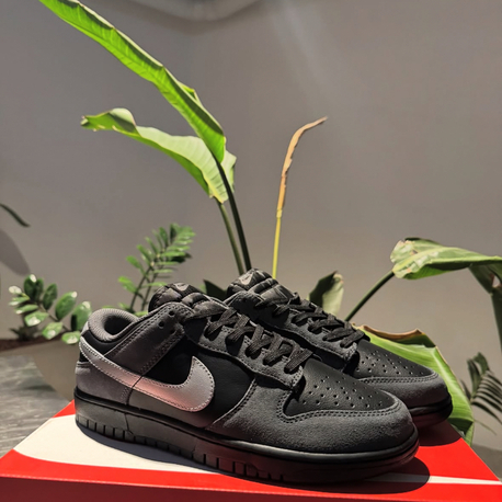 Dunk Low Anthracite