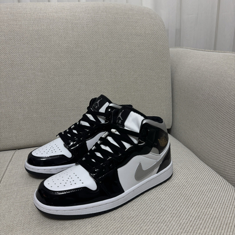 Air Jordan 1 Mid