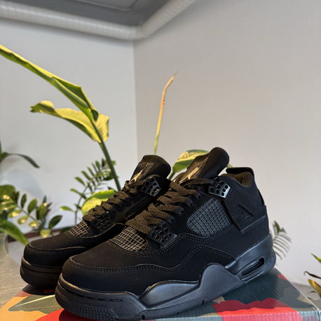 Air Jordan Retro 4 Black Cat