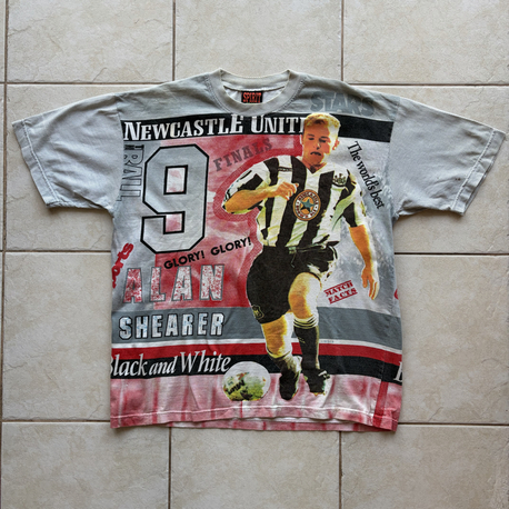 90’s Alan Shearer AOP Tee L-XL