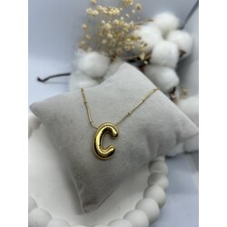 C Harfli Gold Renk Kolye 