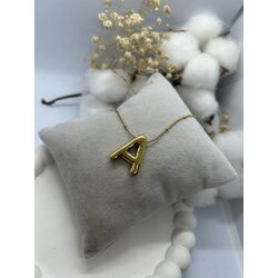A Harfli Gold Renk Kolye 