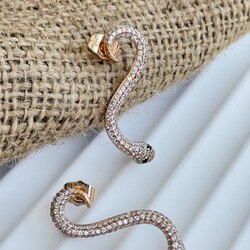 Snake küpe