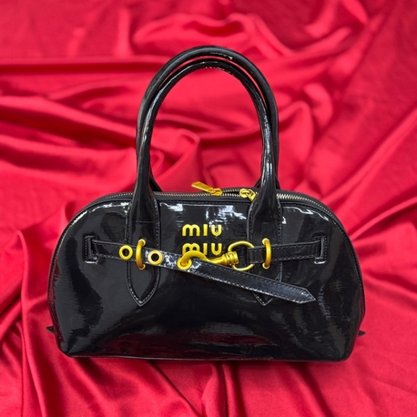 Miu Miu çanta