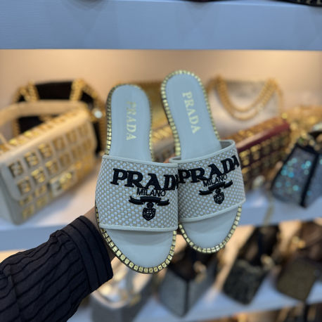 Prada düz taban terlik