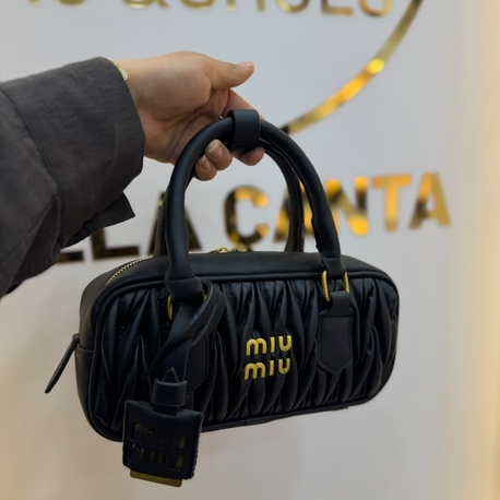 Miu Miu çanta