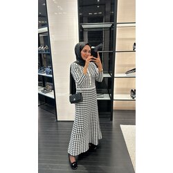 Label Dress