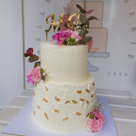 Engaged cake1 