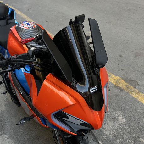 CFMOTO 250SR ÖN CAM SPOR SİYAH 