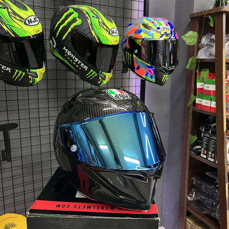 AGV PİSTA GP RR LİQUİD CARBON EDİTİON