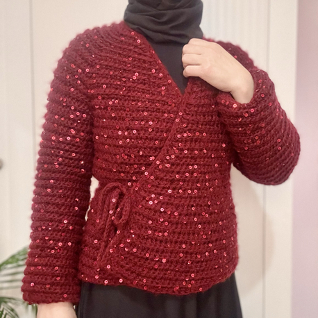 Kruvaze yaka belden bağlamalı hırka