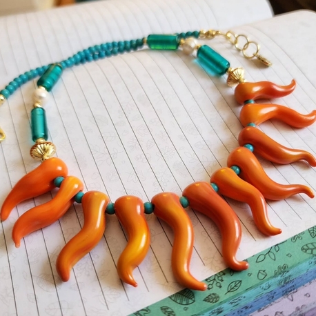 Kıvrımlar Murano Kolye 