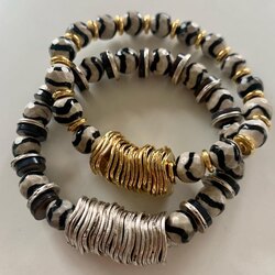 Large Mala Bracelet with hand shaped akik stone