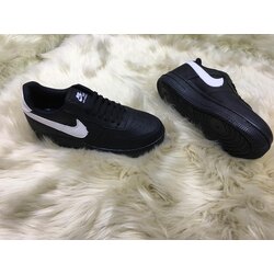 NIKE AIR FORCE I