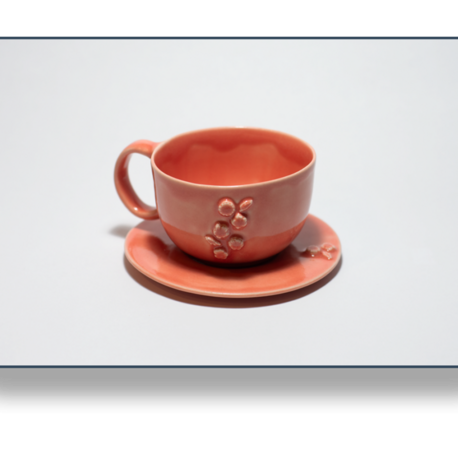 Stoneware Çiçekli Fincan ve Tabağı