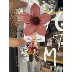 Pembe Çiçek Deri Yaka İğnesi/Toka 1