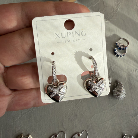 Zirkon Taşlı X Detaylı Kalp Halka Xuping Küpe