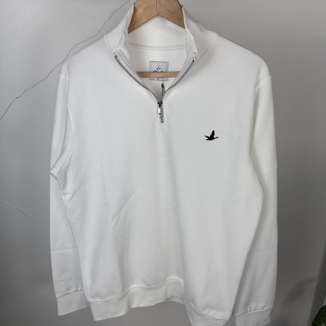 B. Marka beyaz yarım fermuar sweatshirt