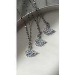 Swarovski taş kuğu kolye  || çelik 