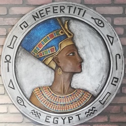 nefertiti 