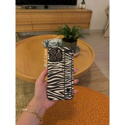 Siyah Beyaz Zebra Desenli Stantlı Tutmaçlı Telefon Kabı