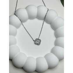 Tek yoncalı çelik kolye * 