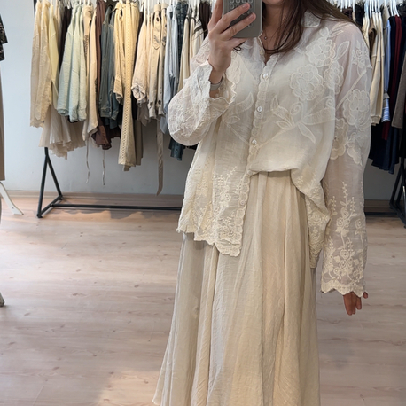Krem beli lastikli uçuş etek 